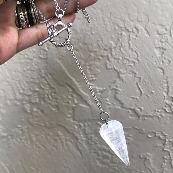 Genuine crystal quartz pendulum lariat necklace - Picture 7 of 8